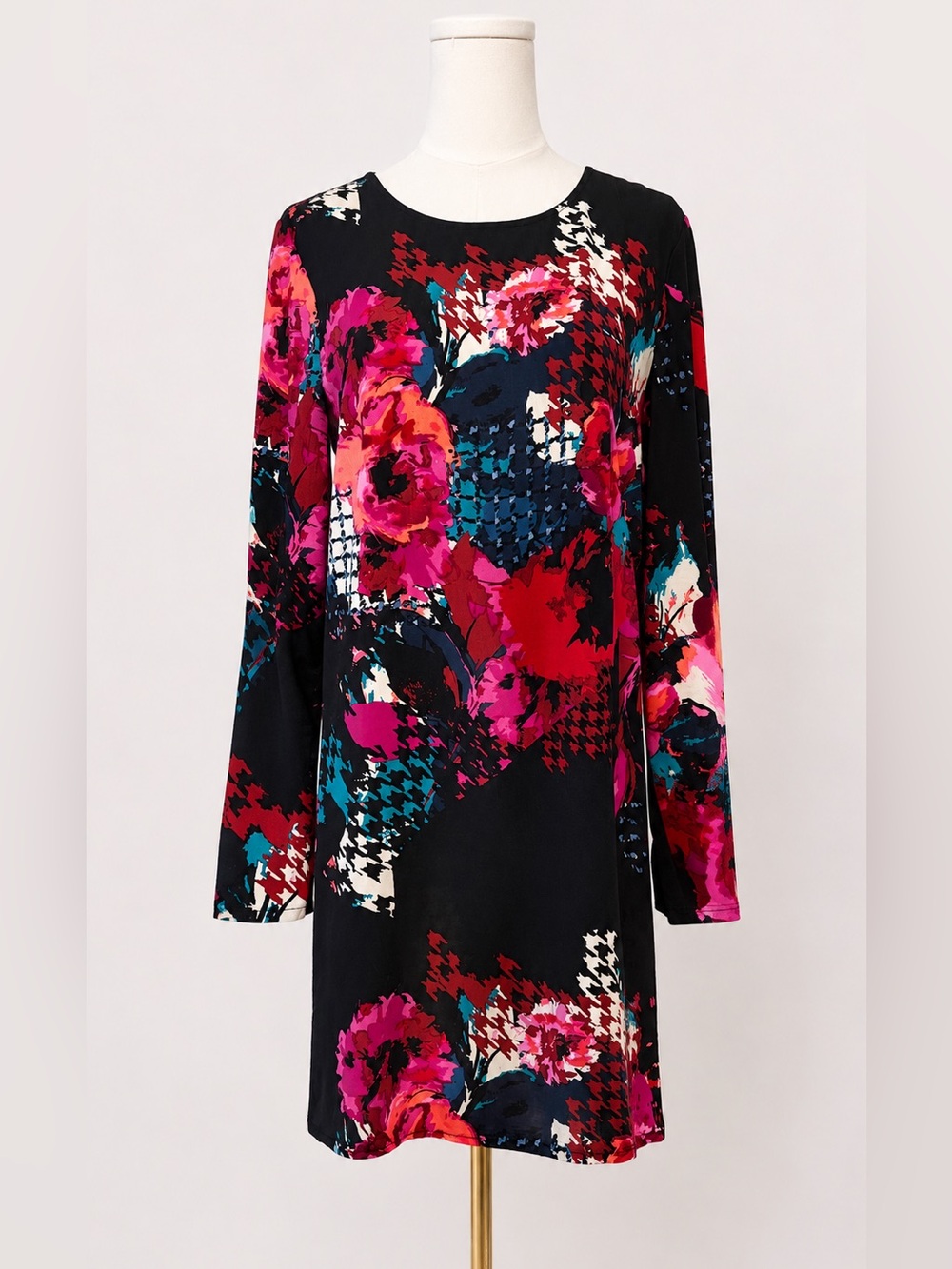 WAYF Floral Patterned Long Sleeve Sheath Dress